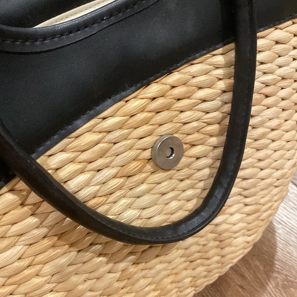 Weaved/woven hand/shoulder bag/purse - Picture 8 of 10